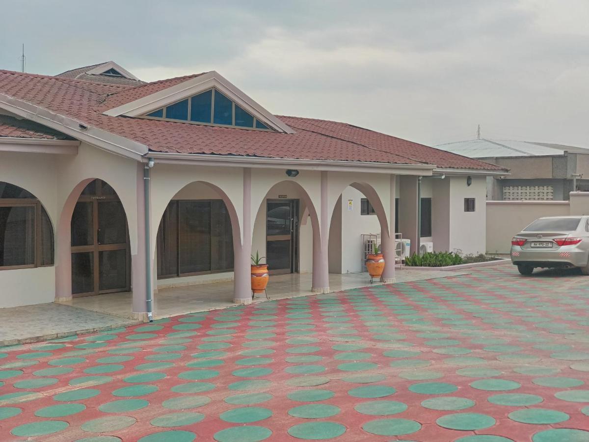 Prestige Guesthouse ,Ksi Kumasi Dış mekan fotoğraf