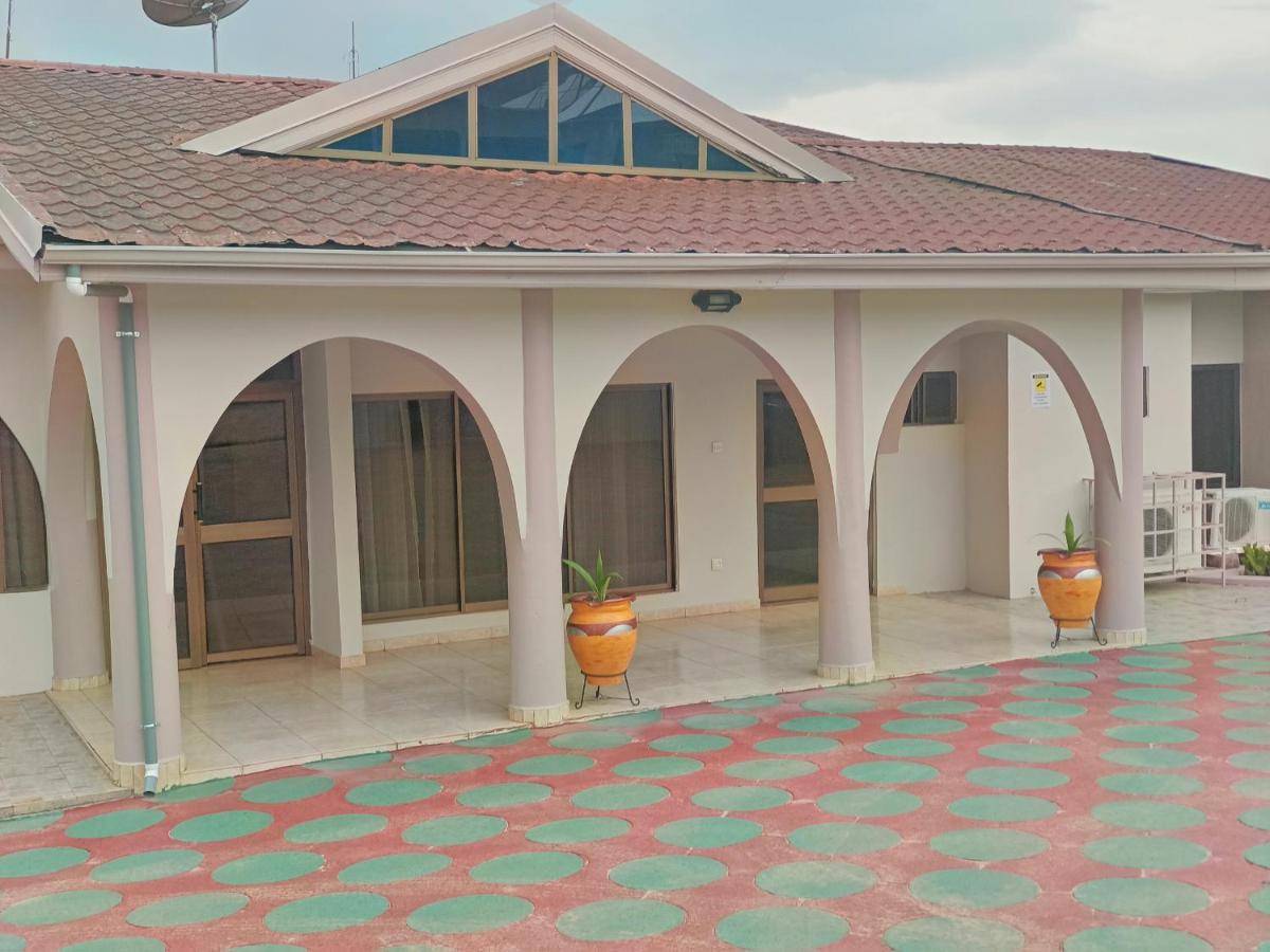 Prestige Guesthouse ,Ksi Kumasi Dış mekan fotoğraf