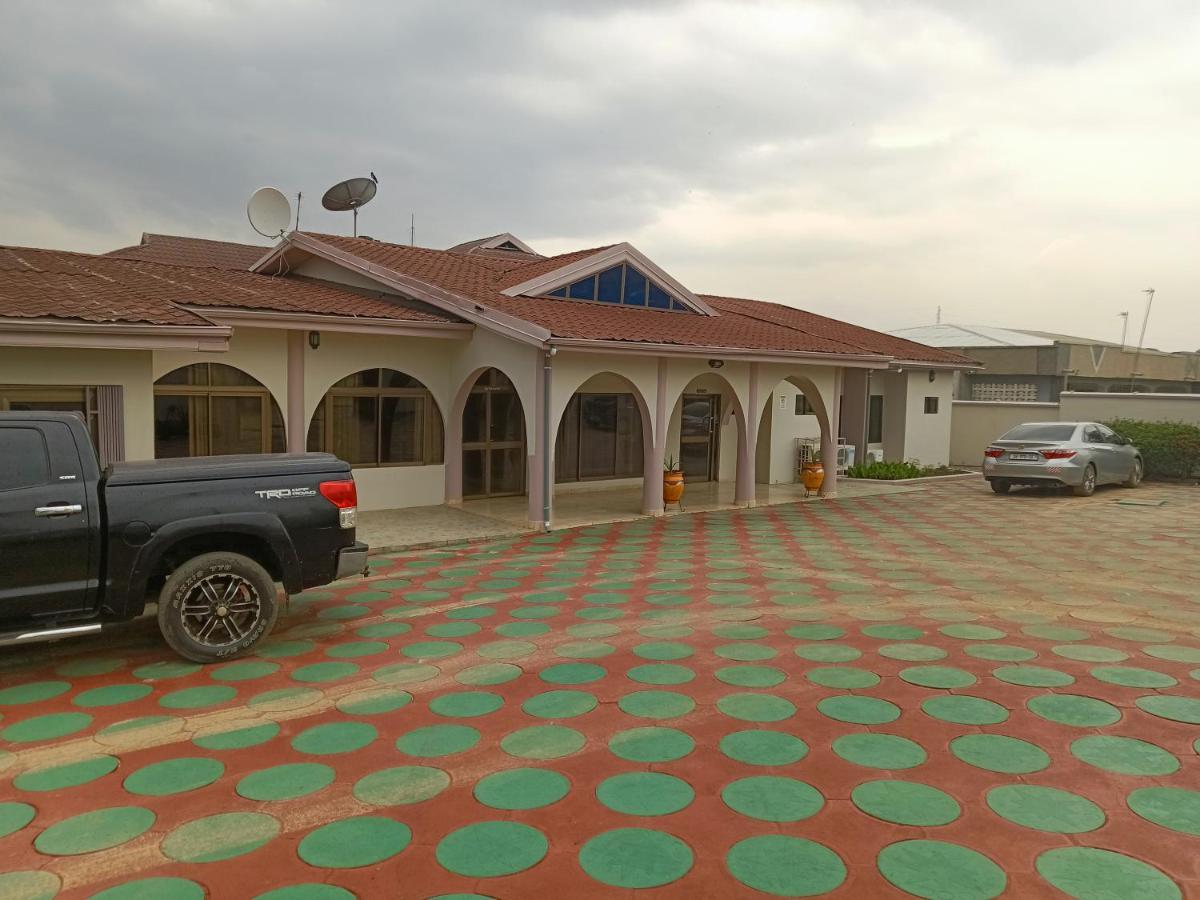 Prestige Guesthouse ,Ksi Kumasi Dış mekan fotoğraf