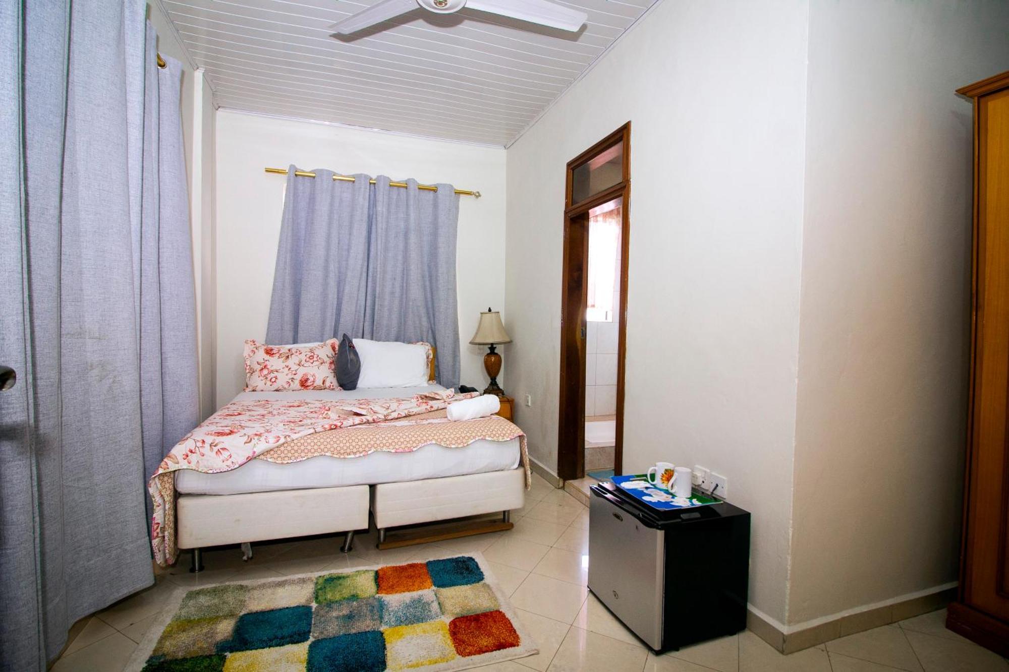 Prestige Guesthouse ,Ksi Kumasi Dış mekan fotoğraf